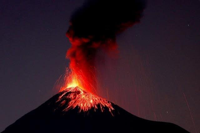 ¡Alerta en Guatemala! Volcán de Fuego entra en erupción