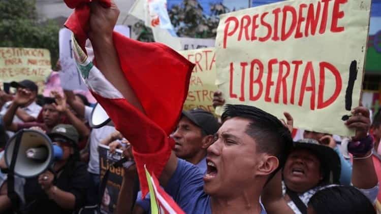 Elecciones anticipadas en Perú podrían ser en diciembre de 2023