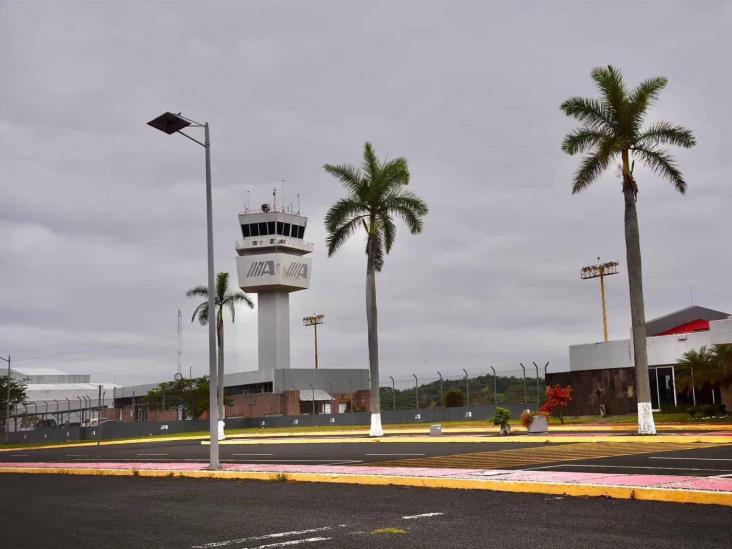 Buscan reactivar vuelos comerciales en Aeropuerto El Tajín