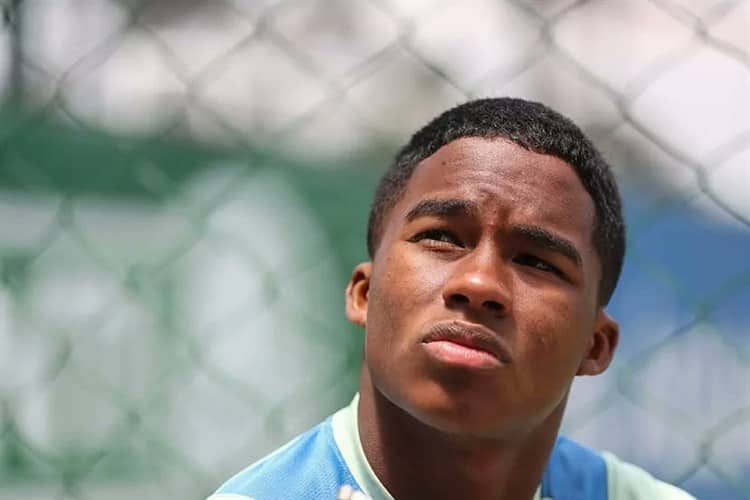 Contrata Real Madrid a joven brasileño de 16 años