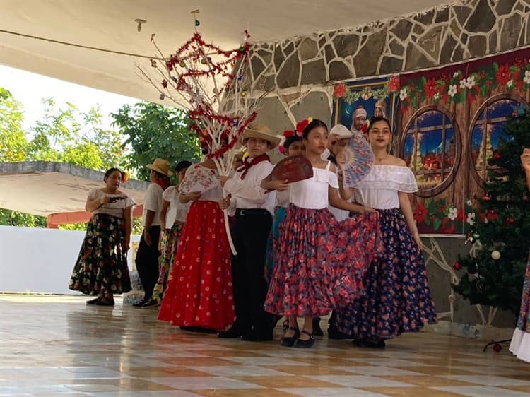 Con festivales navideños, escuelas de Veracruz declaran inicio de vacaciones decembrina