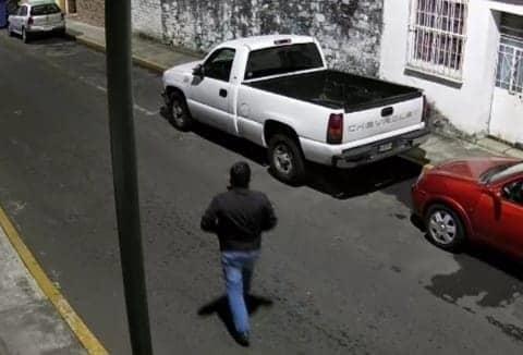 Roban camioneta en pleno centro de Orizaba (+Video)