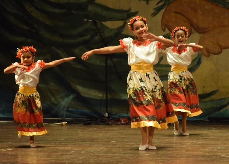 Ballet Tradiciones de México celebra 50 años con Fantasía Navideña