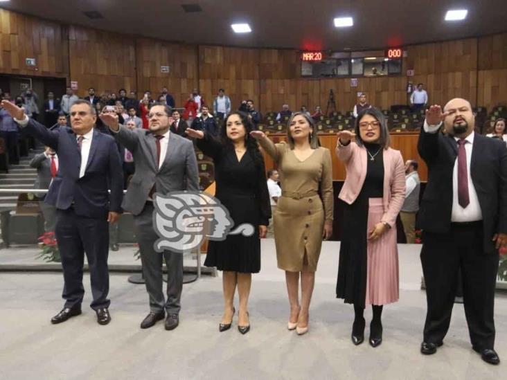 Sin la presencia del gobernador, TRIJAEV inaugura nuevas salas en Xalapa