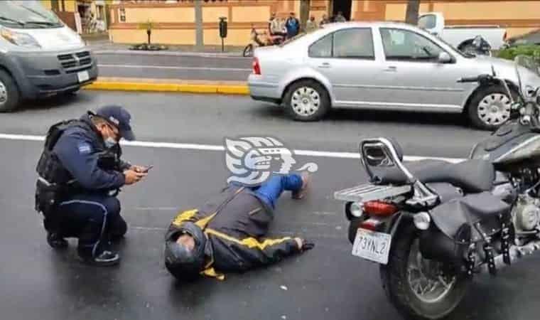 Se accidenta motociclista en calles de Orizaba