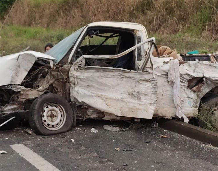 En vísperas de Navidad, familia de Yucatán sufre fatal choque en autopista del sur de Veracruz