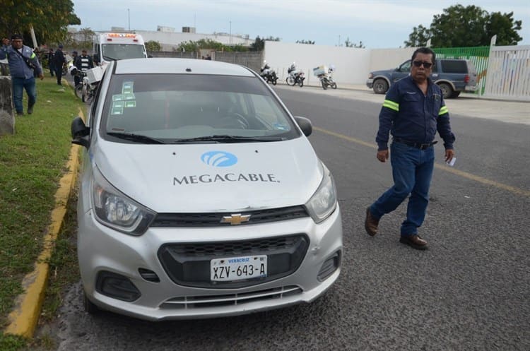 Peatón atropellado por coche de compañía de cable en Veracruz(+Video)