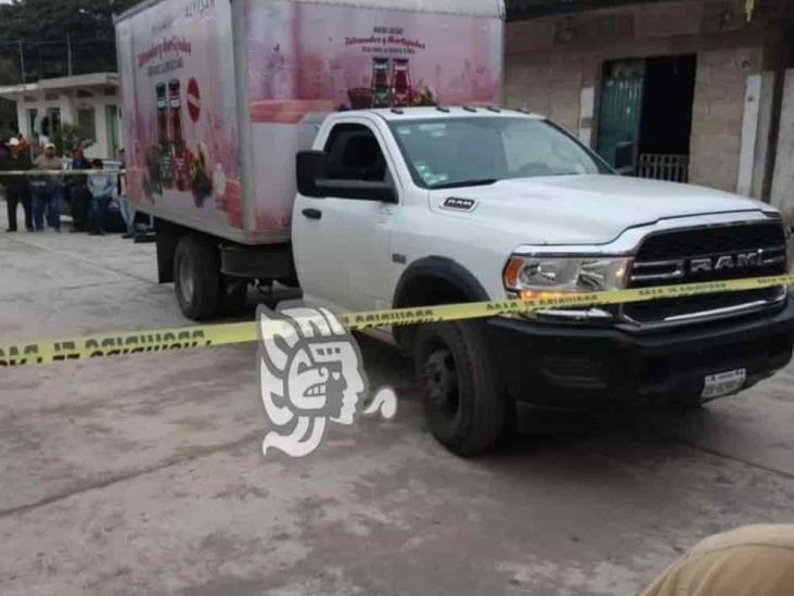 En Tenochtitlán, muere persona tras ser arrollada por camioneta