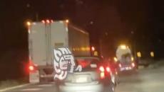 A manos de sujetos armados, asalto masivo en la autopista Orizaba-Puebla (+Video)