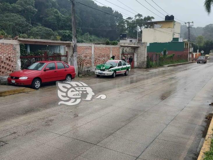 Reportan choque por alcance entre 4 vehículos en bulevar Xalapa-Coatepec
