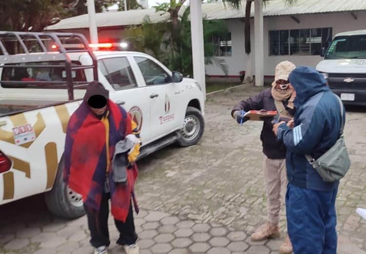 Despliegan apoyo a personas en situación de calle en norte  de Veracruz