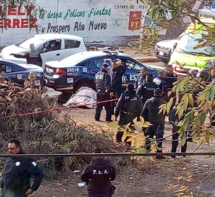 Persecución y balacera deja policía muerto en Edomex (+video)
