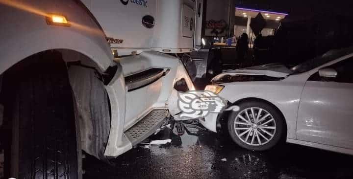Muere auxiliar fiscal de Nogales en accidente registrado en la autopista Córdoba-Puebla