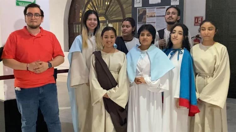 Alumnos de la ANDA Veracruz presentan nacimiento viviente
