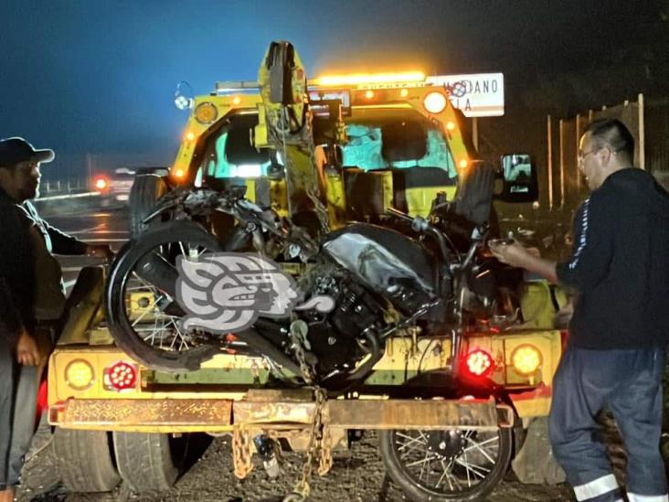 Se incendia motocicleta sobre la autopista Córdoba- Puebla