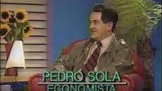No es la gran cosa, pero yo la escribí: Pedro Sola presume tesis de Economía