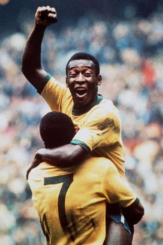 El mundo hace reverencia al Rey Pelé