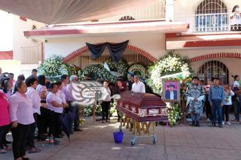 Velan cuerpo del alcalde de Rafael Delgado en palacio municipal
