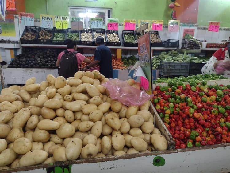 Incrementan precios de frutas y verduras en Veracruz