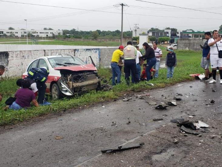 Familiares de taxista exigen justicia en Carlos A. Carrillo; tras un mes hospitalizado falleció