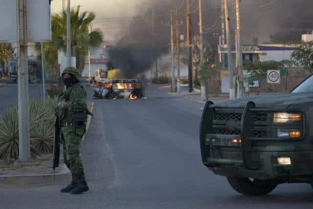 Un policía muerto y 18 heridos, saldo preliminar del Culiacanazo