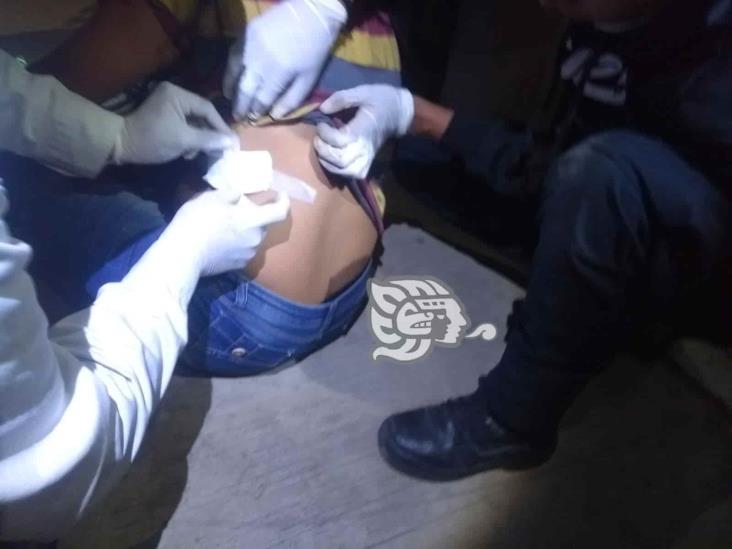Hieren a mujer por oponerse a un asalto en Xalapa