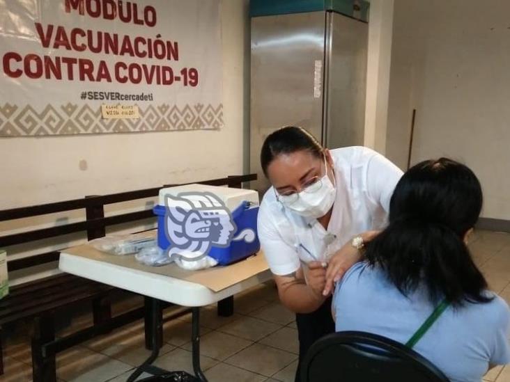 Habitantes de Poza Rica, sin interés en aplicarse vacuna Abdala contra covid-19