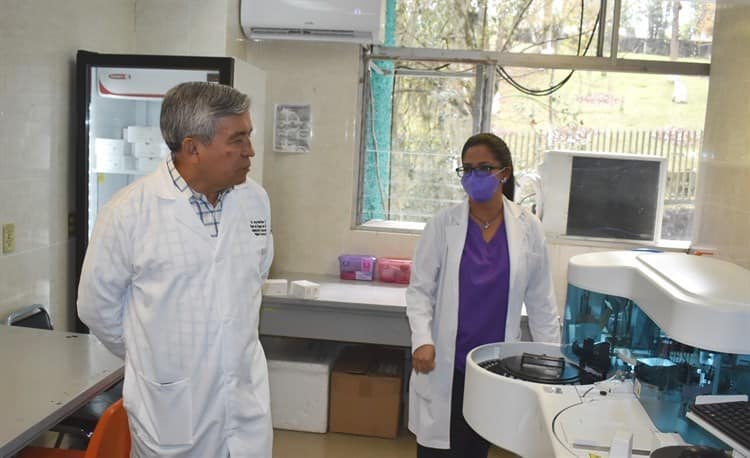 Realizan recorrido de supervisión en Unidades de Medicina Familiar y almacén de bienes no terapéuticos en Xalapa