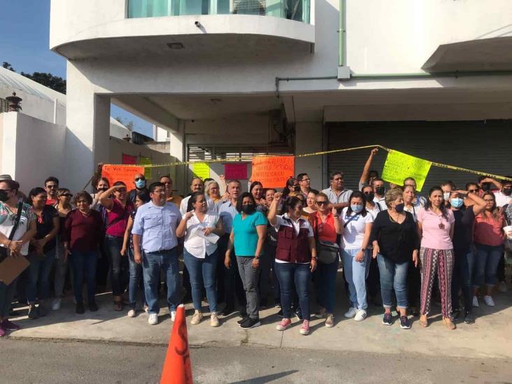 Manifestantes liberan la Delegación de la SEV en Boca del Río