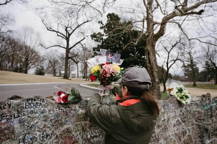 Lisa Marie Presley será sepultada en Graceland