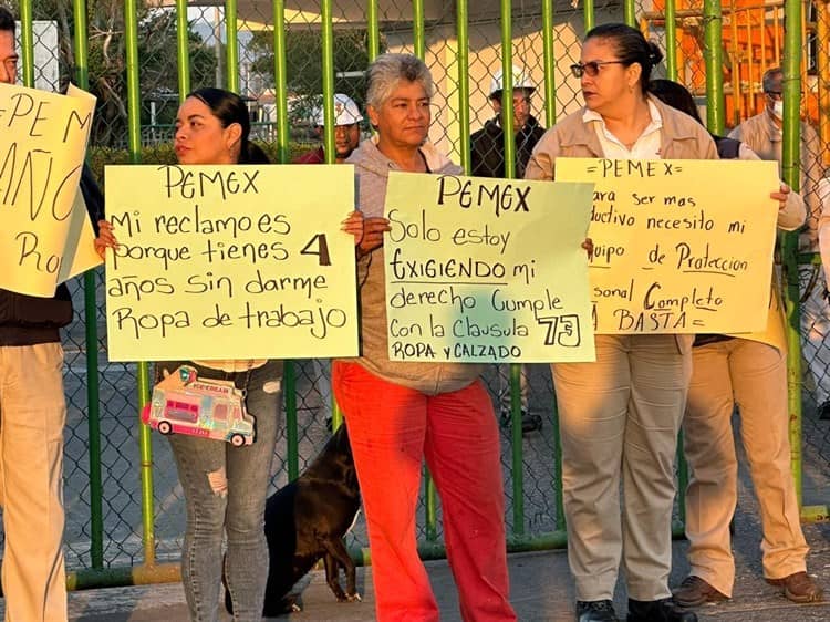 Protestan petroleros en la zona norte de Veracruz por falta de equipo de trabajo (+Video)
