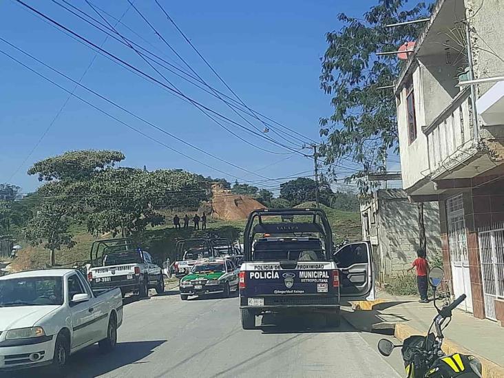 Roban camioneta a gasero en Banderilla; solo querían la morralla