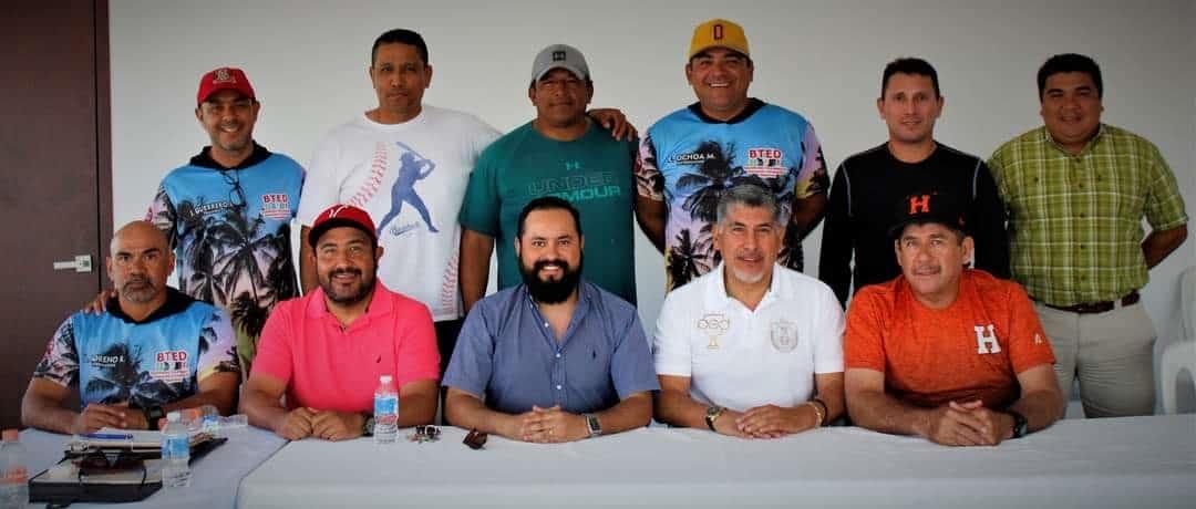 Afinan detalles para academia de beisbol en Xalapa