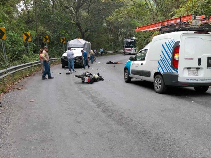 Se accidentan motociclistas en la Teocelo-Cosautlán