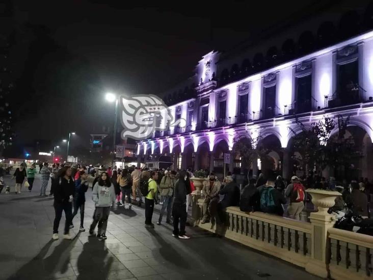 Me estás oyendo inútil, protestan trabajadores de CMAS Xalapa frente al ayuntamiento (+Video)