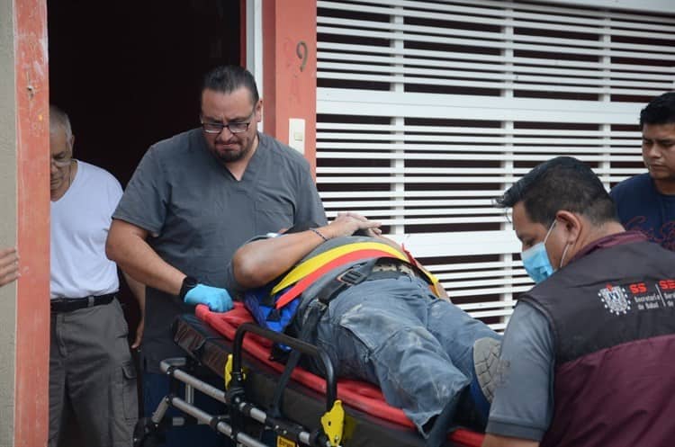 Auxilian a hombre caído de escalera en domicilio de Las Vegas II