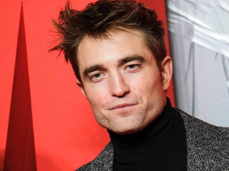 Robert Pattinson sorprende al usar falda; Desata criticas