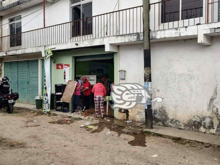 Explota olla express en taquería de colonia Campo de tiro en Xalapa