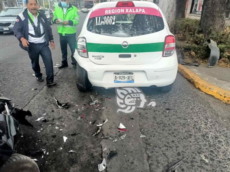 Carambola de cinco automóviles en avenida de Xalapa