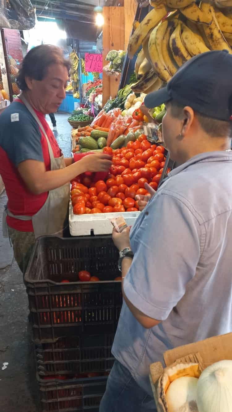 Precios de la lechuga y el pepino subieron más del 100% en Veracruz