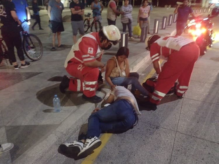 Derrapa joven motociclista en la plaza del Magisterio en Veracruz (+Video)