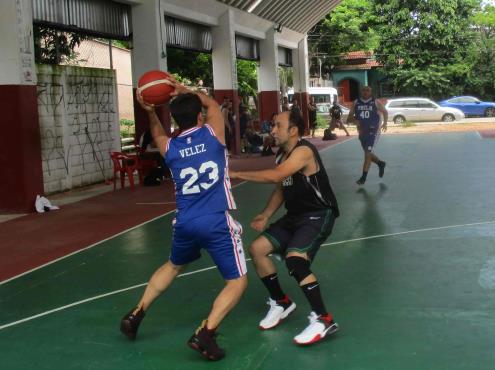 Arrancó la lucha por el tamal en el basquetbol de La Noria