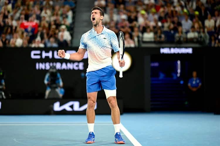 Camina Novak Djokovic a Semifinal en el Abierto de Australia