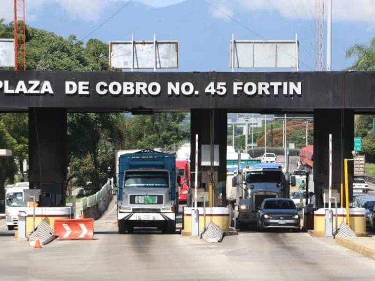 Tras ser escuchado por AMLO, gobernador anuncia eliminación de caseta de peaje de Fortín