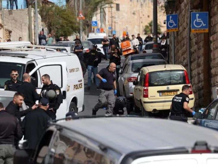 Niño palestino hiere de bala a dos personas en Jerusalén