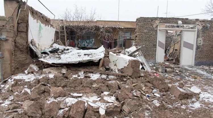 Sismo de magnitud 5.9 deja 3 personas sin vida y más de 800 heridos en Irán