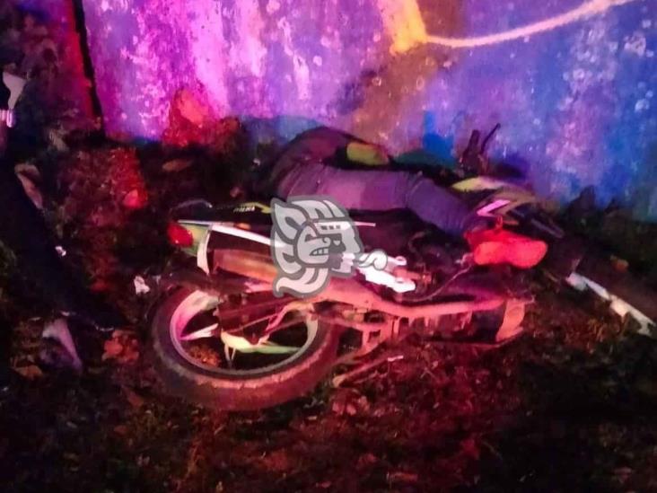 Muere motociclista en Minatitlán