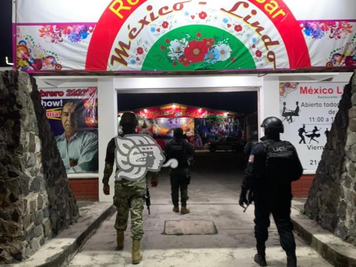 Sedena y Policía Estatal realizan operativo en bares y cantinas de Tuxpan