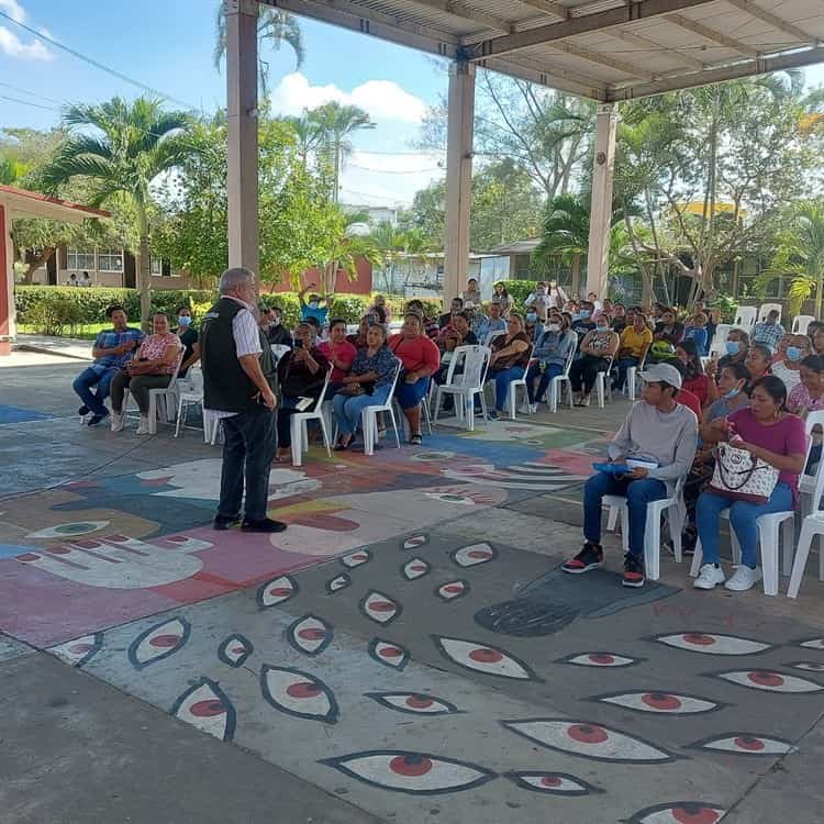 Constructoras incumplían con obras en escuelas públicas: Huerta