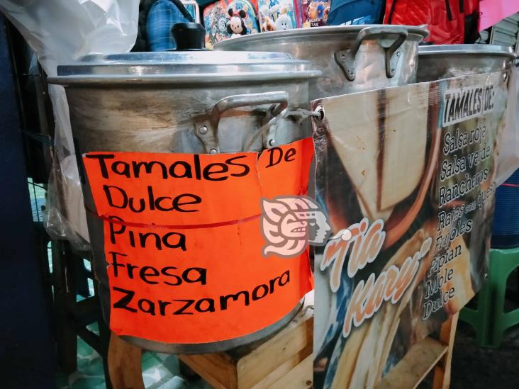 ¡No llegan los clientes! Sin repuntar, venta de tamales en Xalapa